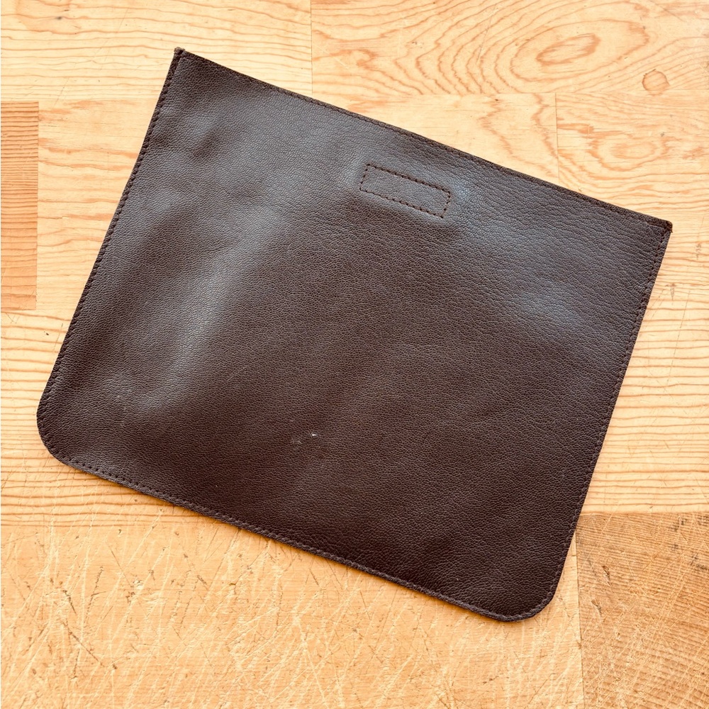 NWOT Vintage Club Monaco leather envelope brown slim leather SMALL envelope